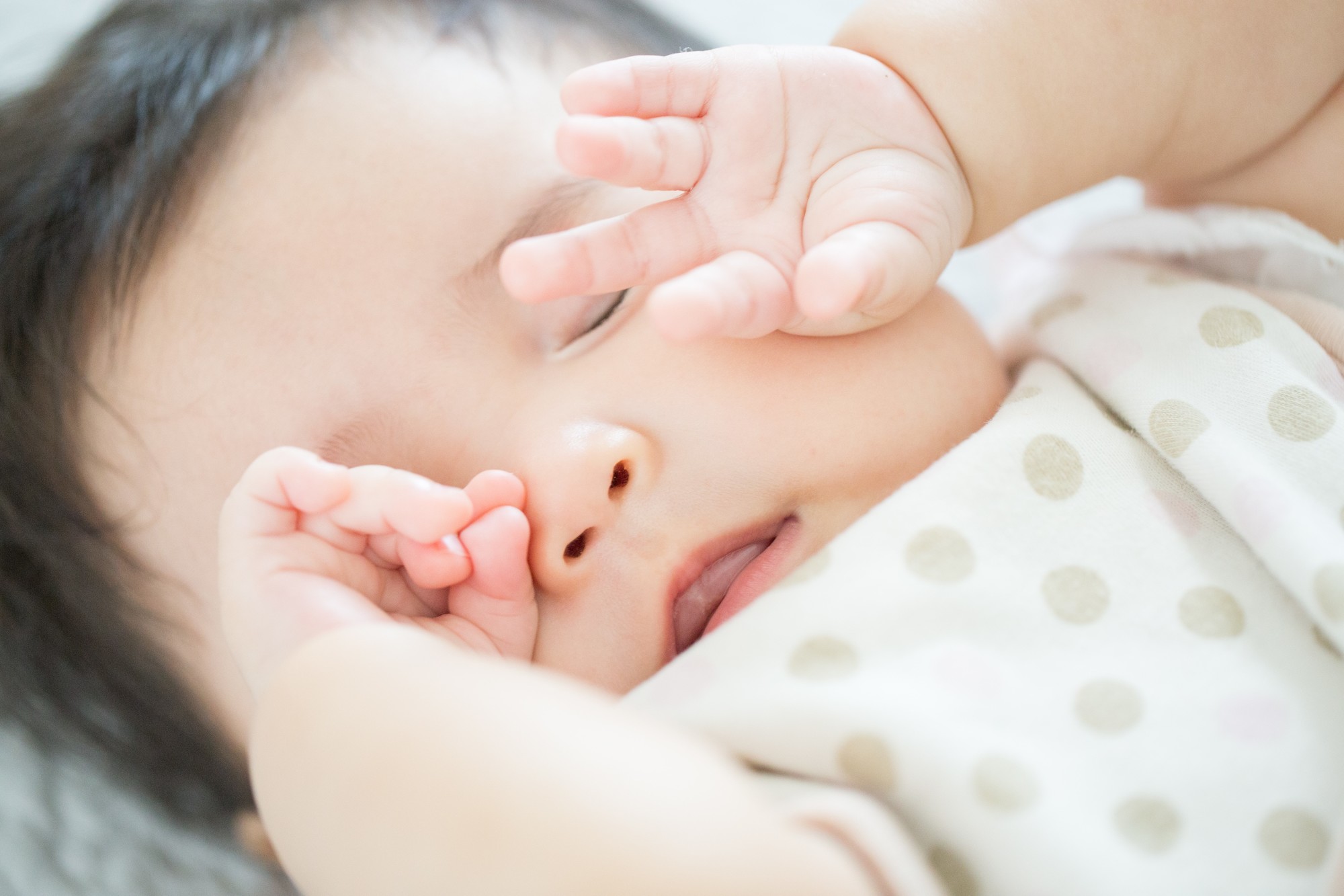 赤ちゃんの目の病気の治療法や対処方法